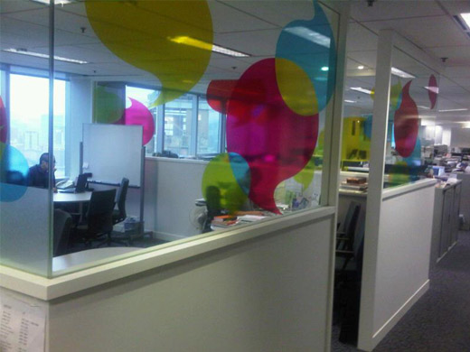 53673506201110122325362255678766214 004 WPP集团旗下达彼思(Bates)去除141，启用泡泡新logo